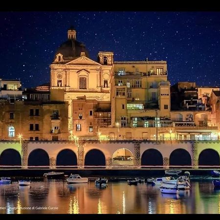 Sostaoplontina Casa Vacanza Torre Annunziata Exterior foto