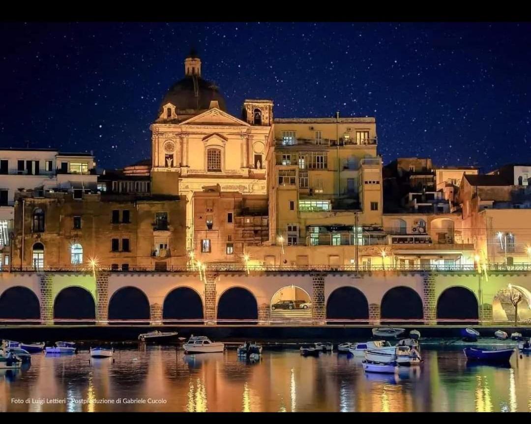 Sostaoplontina Casa Vacanza Torre Annunziata Exterior foto